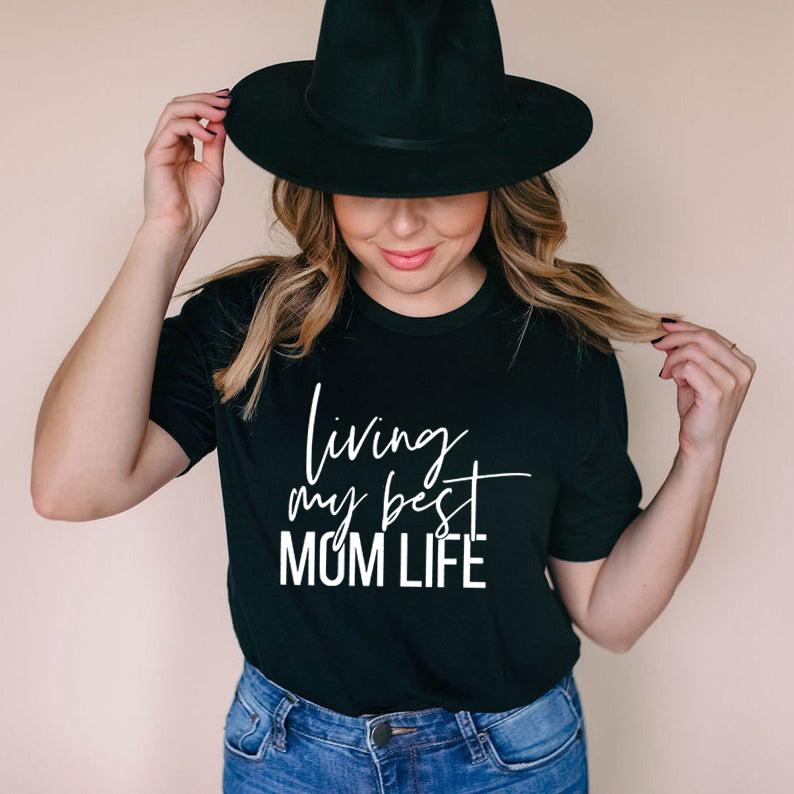

Living My Best Mom Life Mommy Graphic Tee Women Fashion Aesthetic Grunge Street Style Mother Gift Quote Vintage Tee, Null-fstwh-