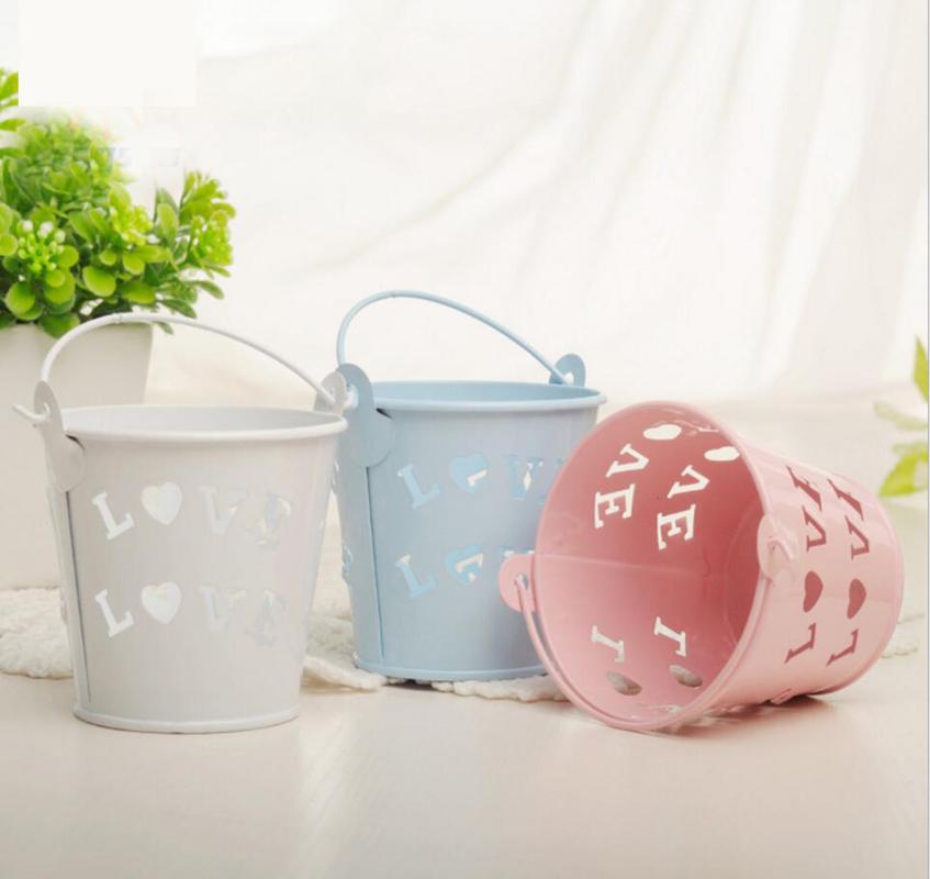 

20pcs Laser Cut Letter Love Metal Buckets Chocolate Candy Box Boxes For Wedding Party Baby Shower Favor Gift Flower Decoration