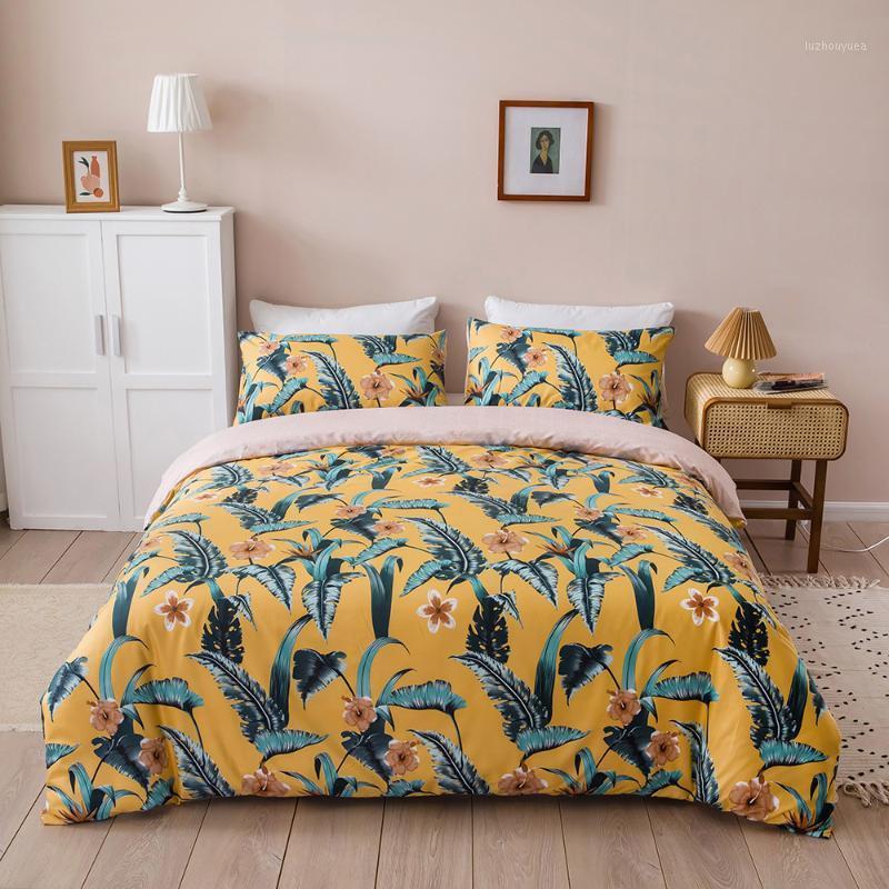 

2020 Hotsale Bed Cover Plant Flower Geometric Figure Home Textile Three-Piece Set Bedding Cover Sets1