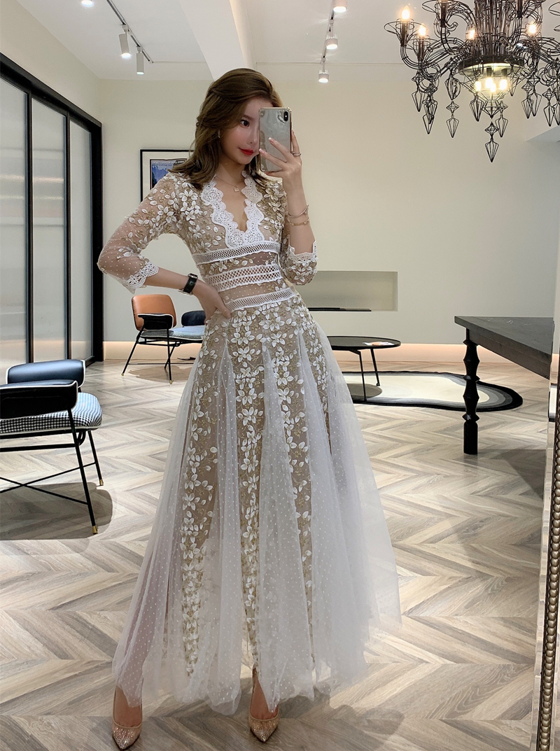 

Lace spring Woman Clothing embroidery mesh White And Black woman long sleeve V neck lace long white dresses party for lady vestidos 2021 New