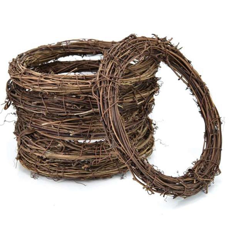 

10 Pcs Natural Vine Vine Ring Wine Flower Branch Wreath Decoration Wooden Wig for Craft,Decor,Door,House,Holiday-Round, Natural color