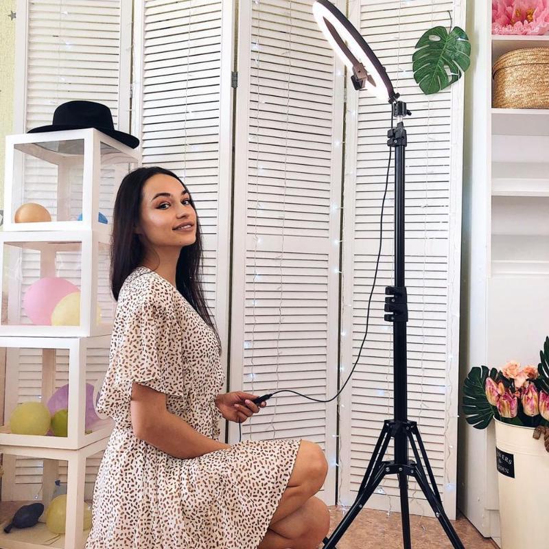 

10 Inch LED Beauty Ring Fill Light USB ring lamp Photography Light with Phone Holder 2M tripod stand for Makeup Youtube1