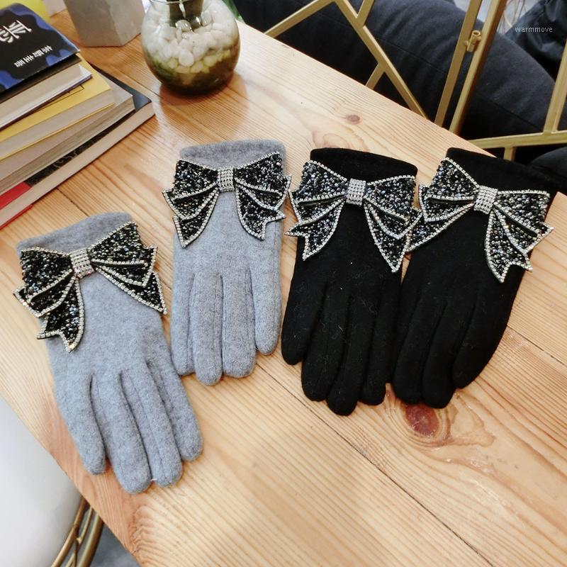 

Korean Big Bright Bow Knot Lady Cashmere Mitten Black Gray Winter Women Gloves Five Finger Touch Gloves Warm AGL2901