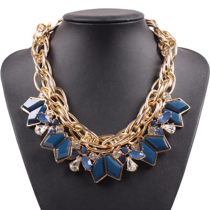

Latest Model Fashion Brand Design Statement Mix Color Resin Pendant Choker Necklace for Women