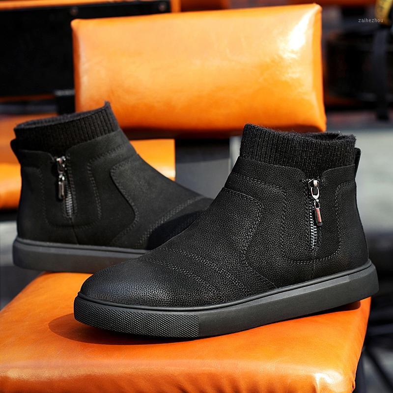 

2020 leather men's boots non-slip shoes men's winter warm and comfortable rubber boots plush snow men black brown1