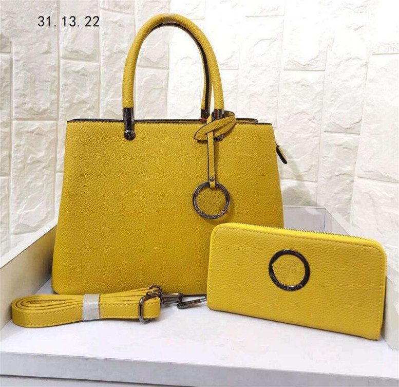 

Handbag Women Tote Bags Luxury Designer Crossbody Messenger Shoulder Bag Gold Hardware Straps Cowhide Leather High Quality classic 54