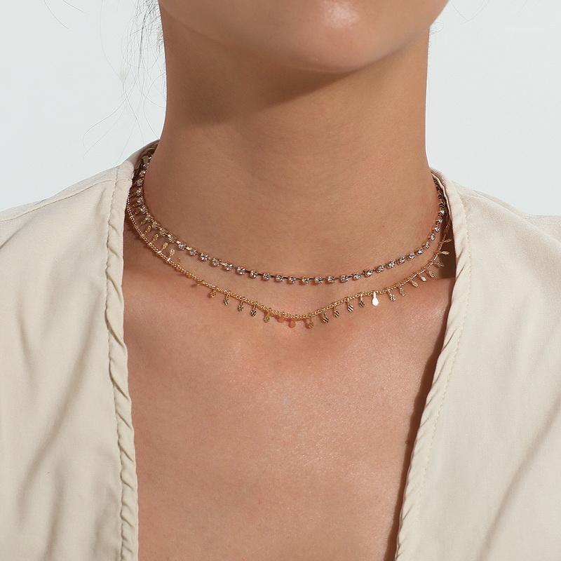 

Simple Temperament Rhinestone Chains Leaf Charms Choker Necklace for Women Elegant Neck Chocker Colar Necklace Jewelry Gift1