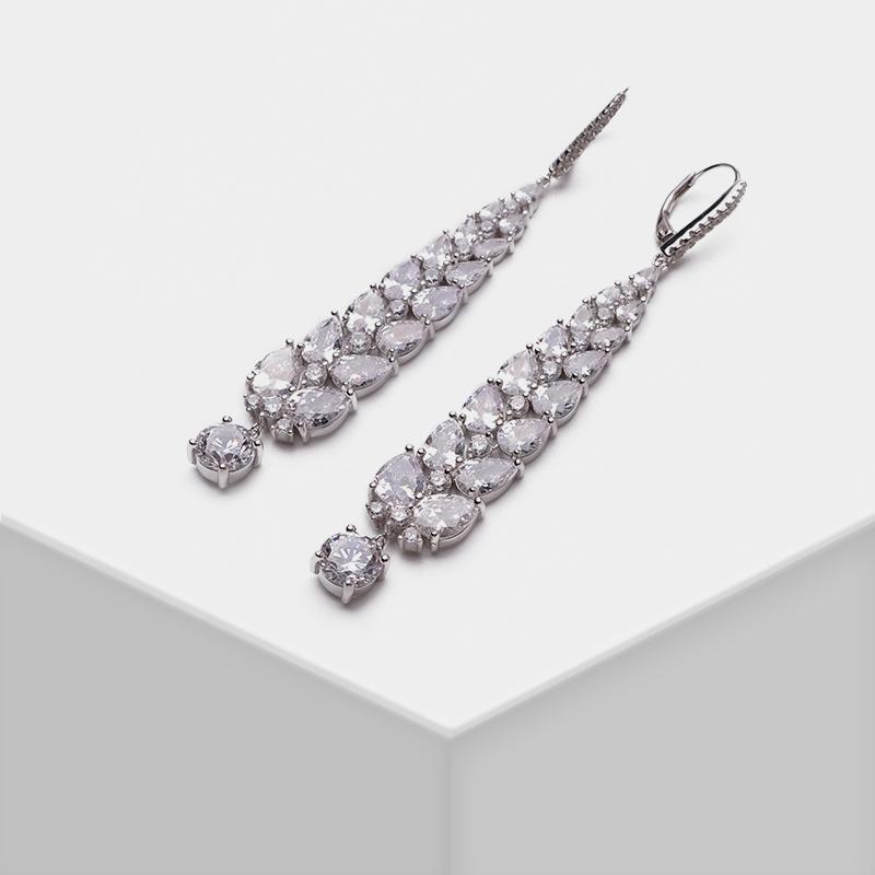 

Amorita boutique Exquisite and luxurious willow leaf drop earrings