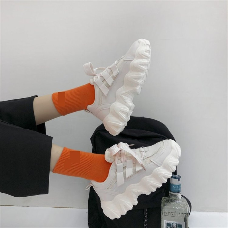 

2021 New Wholesale Fashions Rent to Breathable Mesh Women's Trainers Shoes 2HI2