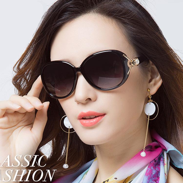

Pearl Polarizing Sunglasses, Simple Large Frame Ladies Polarizing Sunglasses, Fashionable Sunglasses. Oversized Sunglasses