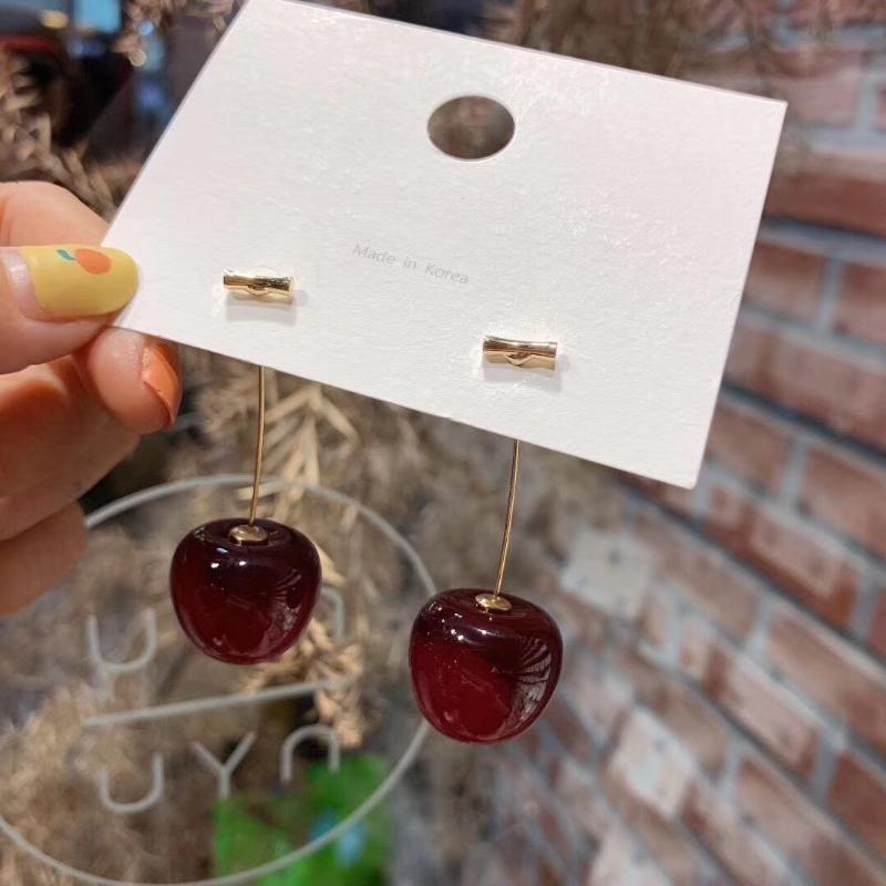 

Chaozheng wine red Yintao fashion simple fruit Earrings earhook fashion versatile female Earrings