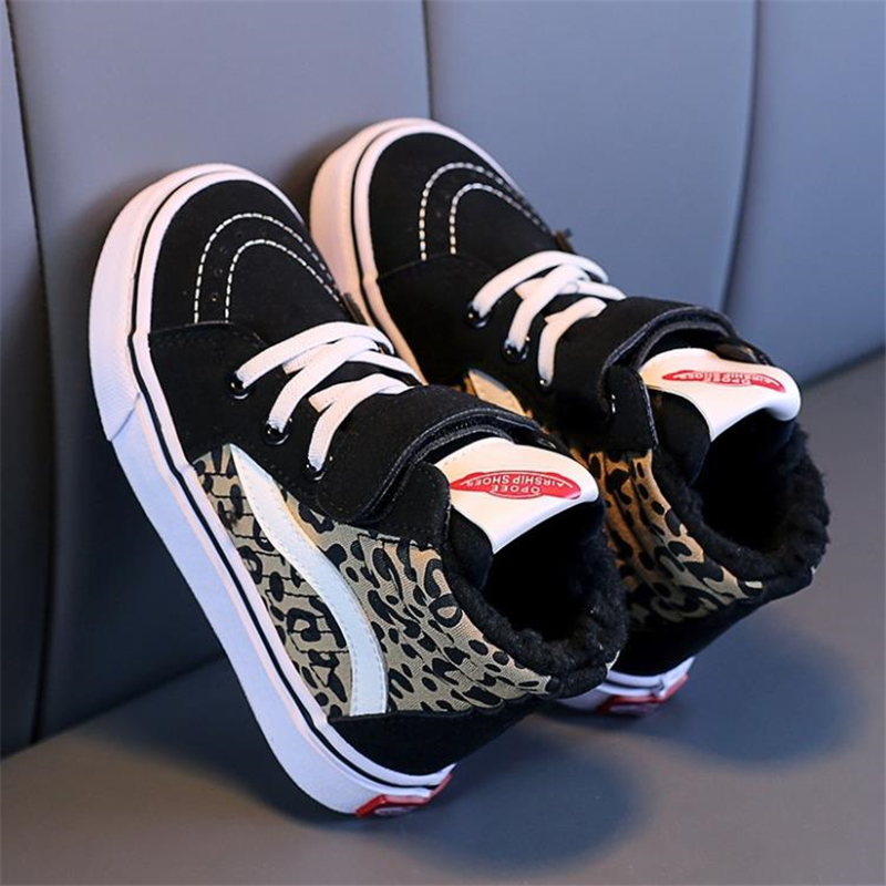 

Boys Kids Sports Winter Plush Fashion Sneaker Children Casual Flats Girls Anti-Slip Running Shoes Child Ankle Boots, Black