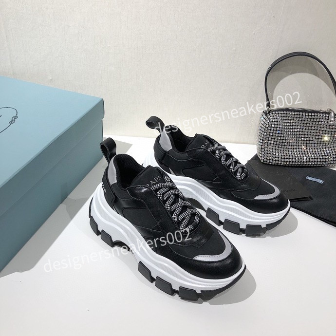 

2021top new Man Walking Sneakers Men Women Black Red Casual Shoes Fashion Paris Sneakers rx201213, Pink