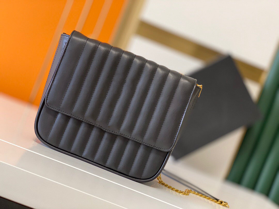 

Luxury Fashion Big Flap Bags Handbags Women Famous Brands Designer C01310036908rossbody Bags Women Shoulder Bags 2019 Chains Ladies Handbags, Black