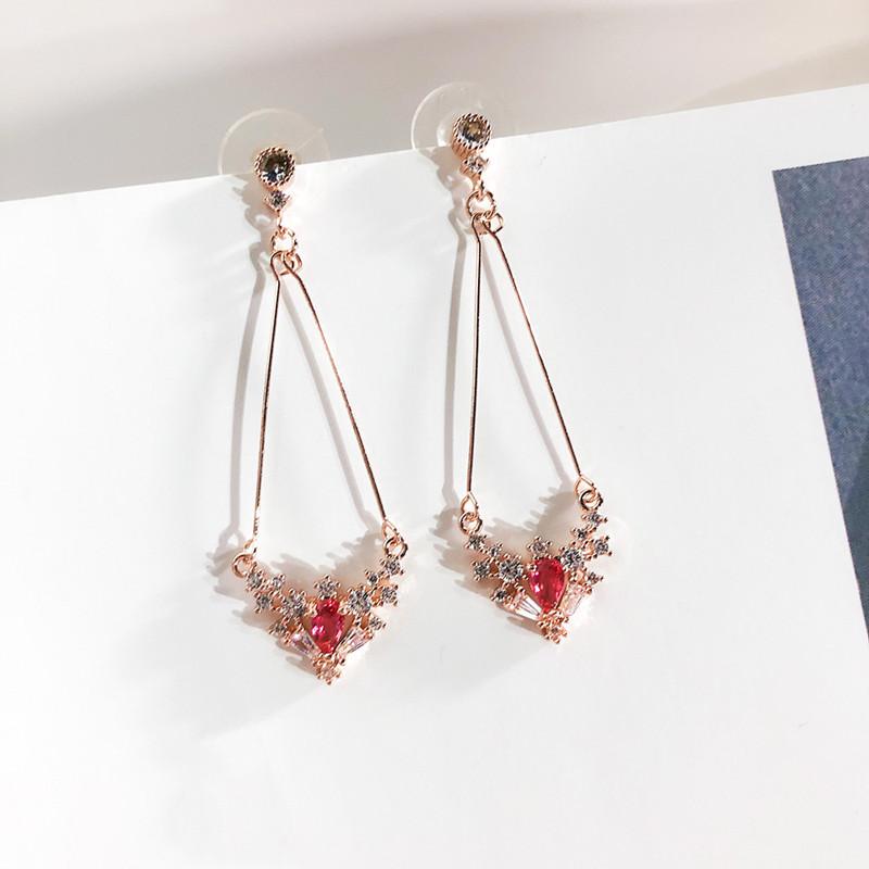 

Dangle & Chandelier Dominated 2021 Simple Temperament Crystal Earrings Creative Geometric Triangle Delicate Drop