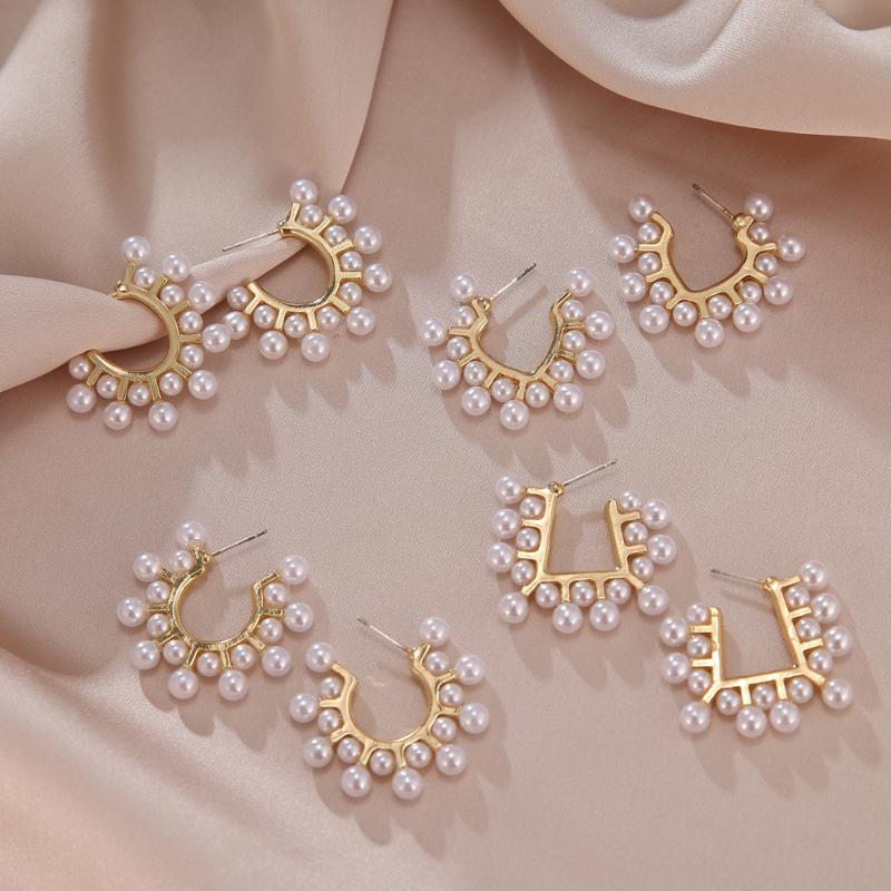 

FAMSHIN Fashion Gold Metal Earrings For Women Geometry Pearl Earrings of Fashion Baroque Pearl Jewelry Gifts