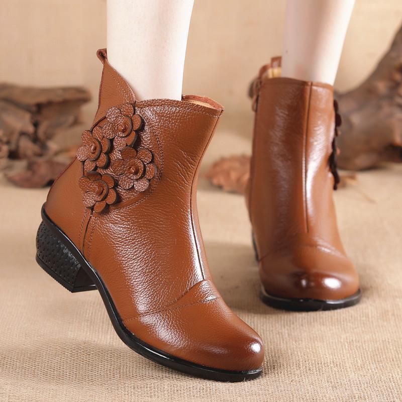 

OUKAHUI Retro Genuine Leather Winter Boots For Women 2020 Round Toe Side Zipper Square Heel Autumn Leather Ankle Boots For Women, Brown with plush