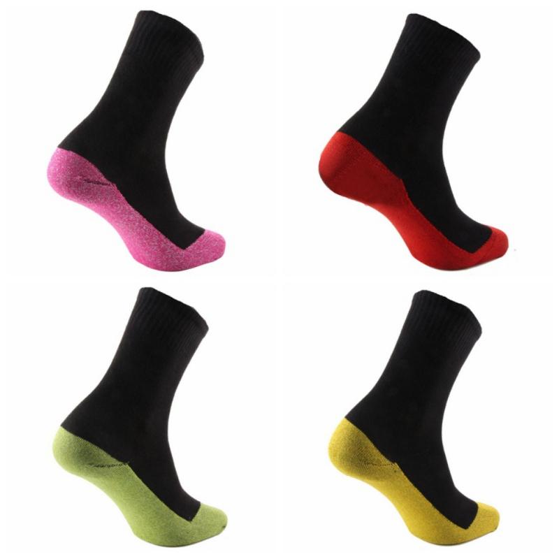 

35 Degrees Ultimate Comfort Socks Aluminized Fibers Supersoft Socks Sports Ski Snowboard Climbing Hiking Thermal, Blue