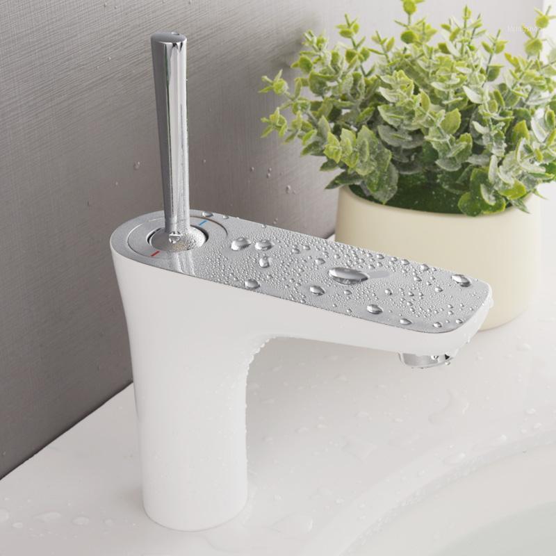 

Beiluode Basin Faucet White Chrome Polished Solid Brass Bathroom Single Handle Sink Cold And Hot Mixer Modern Tap MT10091