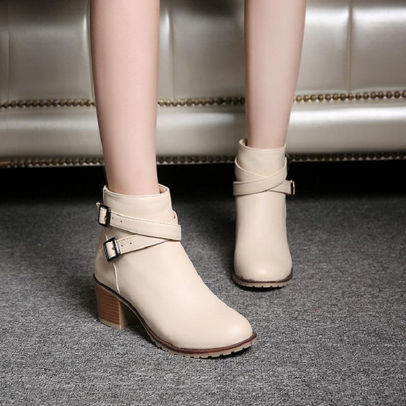 

Autumn And Winter Metal Belt Buckle Low Tube Women's Boots Large Size Round Head With A Single Boot, Beige