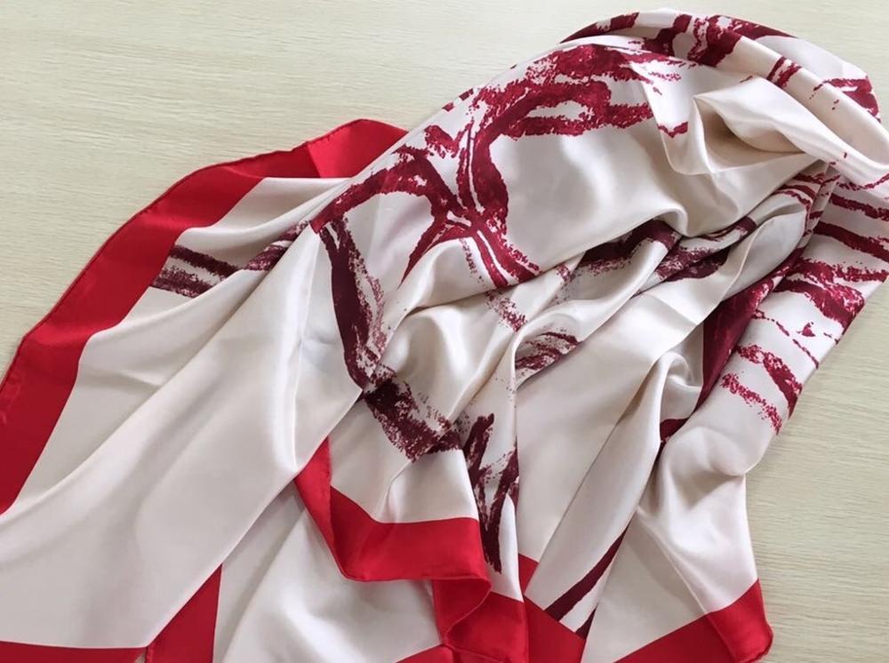 

2020 new arrival spring autumn classic horse100% pure silk scarf twill hand made roll 90*90 cm shawl wrap for women lady gift