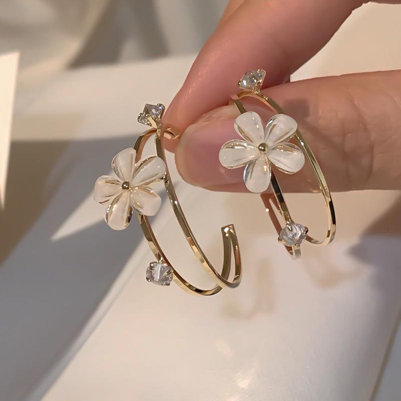 

SHELA S925 Sterling SilverPins Rhinestone Acrylic White Flower Hoop Earrings For Women Big Circle Round Fashion Jewelry