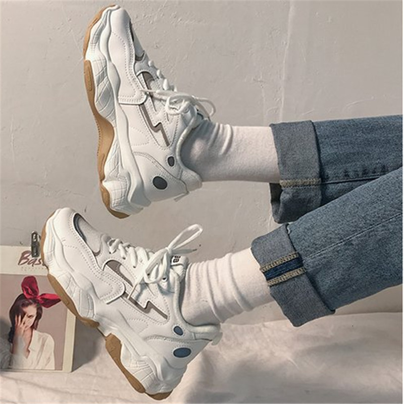 

2021 New Spring Fall Woman Fashionable Rentals Even Crocheted Breathable Non-slip Female Trainers Shoes QK65
