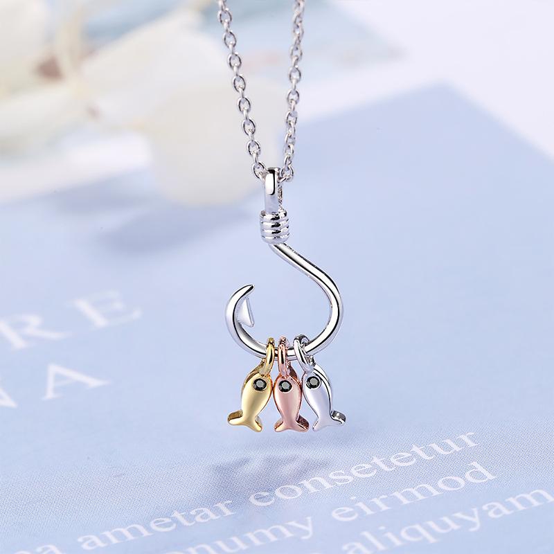 

Creative Cute Three Small Fish Pendant Necklace Exquisite Women's Wedding Clavicle Chain Ladies Party Jewelry Gift