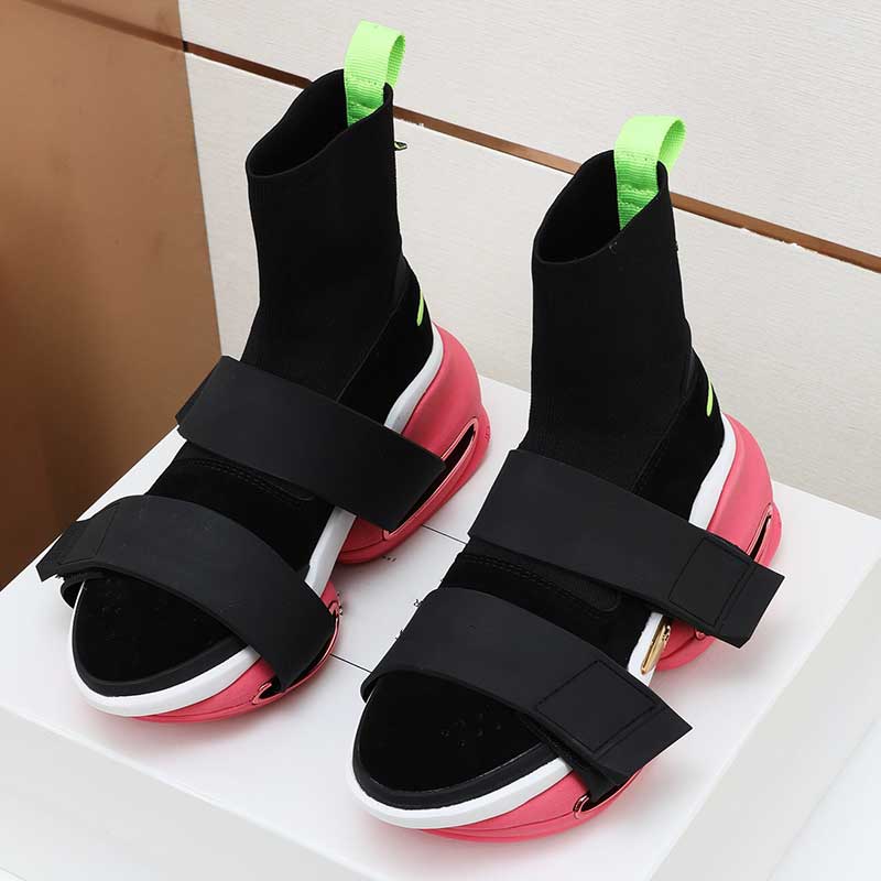 

2021 Paris Winter Fashion Star Fashion Casual Shoes Women Men Socks Shoes Pairs Non-slip Sole 35-45 siez high top sneakers With original box, Shipping supplement