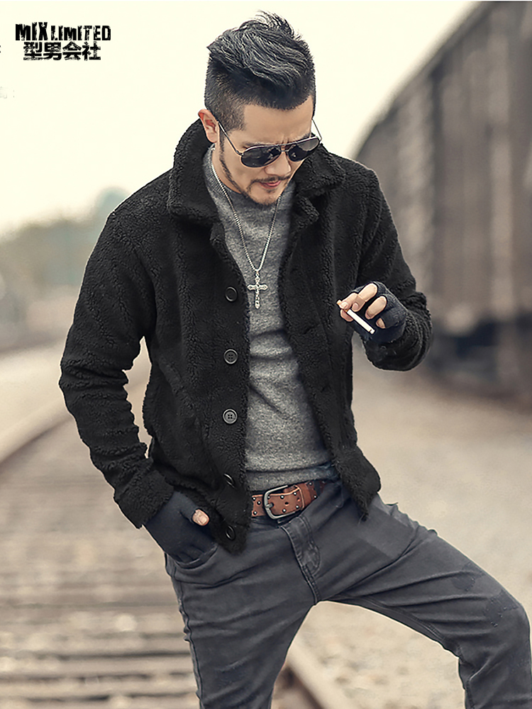 

2021 The New Men's Furry Winter Jacket Hot Teddy, Thin, Casual Tightness Knitted Man's Leather Padded New Cardigan Wool Design F7135 9gwy