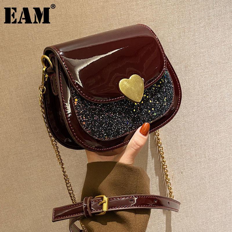 

[EAM] Women New Sequins Saddle Chains Patent Leather Flap Personality All-match Crossbody Shoulder Bag Fashion Tide 2021 18A1296, Black