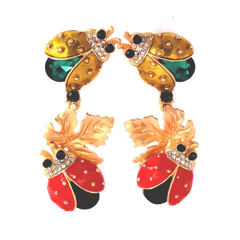 

The New Baroque Catwalk Vintage Metal Long Hollow Earrings Jewelry Woman 2021 Trendy Gothic