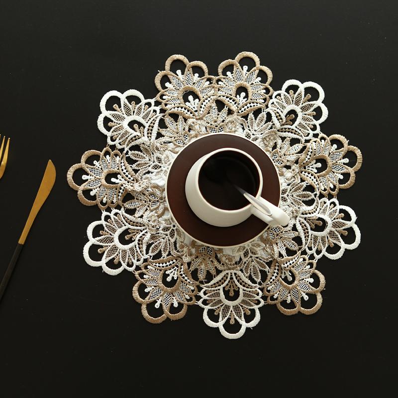 

European Brocade Fabric Water Soluble Lace Trim Round Tablecloth Center Hollow Luxury Coffee Christmas Wedding Placemat