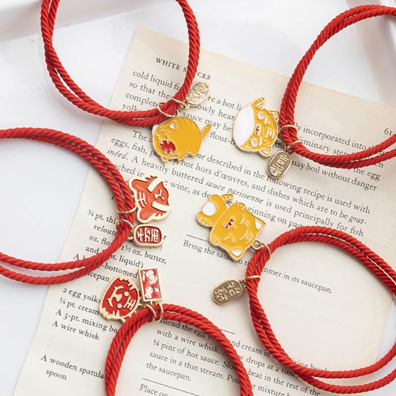 

Charm Bracelets 2022 Chinese Year Tiger Rope Red String Handmade Craft Couple Gift Hand Jewelry For Female