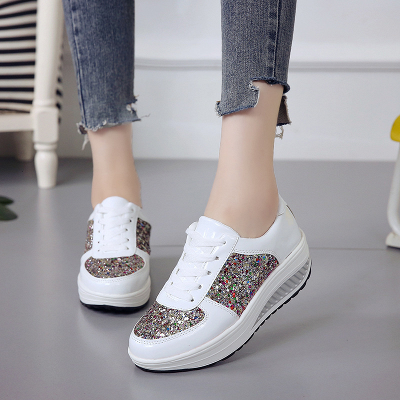 

2021 Women Casual Wee Heel New Bling Outdoor Breathable Ladies Shoes Lace Up Mix Colors Platform Female Sneakers 4w5w, Gold