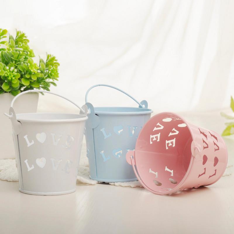 

1pc Hollow Heart Iron Bucket Wedding Decorations Birthday Party Supplies Candy Box Favors Package for Guests Mini Flower Baskets1