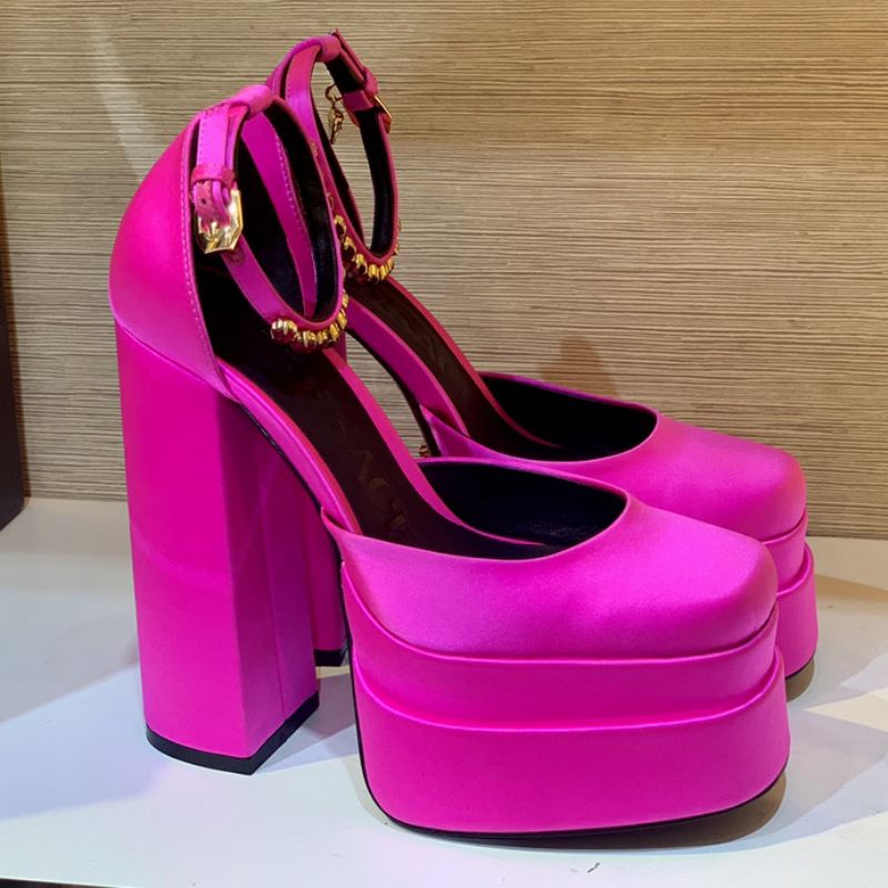 

Top Quality Medusa Aevitas satin platform pumps crystals shoes Fuchsia chunky platform Heel Square toe Women Luxury Designers party block shoe, Style3