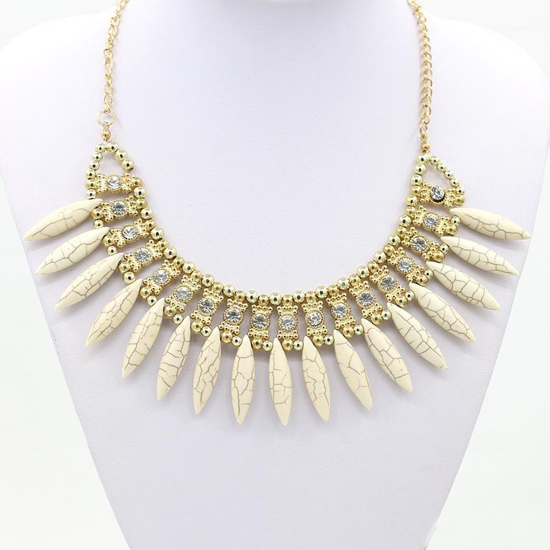 

Korean necklace new bohemian pine fangs long teeth wolf tooth inlay fashion short money necklace manufacturers1