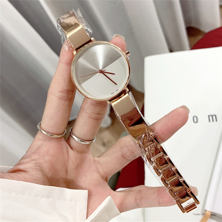 

2020 Wholesale price Top Fashion Woman quartz Wristwatch Stainless Steel Women Watch Silver best gifts Drop shipping Nice Japan move, Silver white