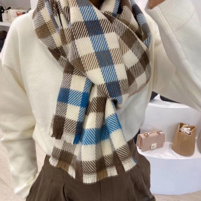 

2021 Korean autumn and winter new East Gate warm stripe Plaid women's scarf thickened soft two color cashmere shawl long scarf
