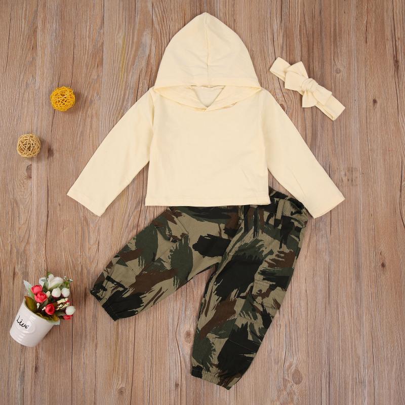 

Infant Baby Boy Girl Casual 3PCS Outfit, Buff Hoodie Top Shirt Camouflage Pants with Headband Pajamas For Autumn, Winter, Cream color