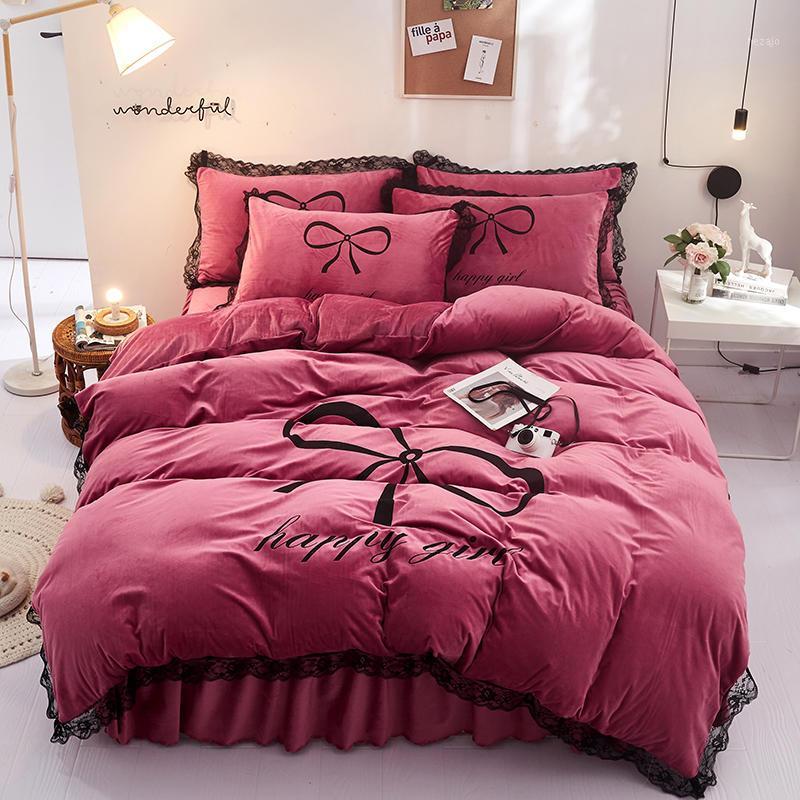 

Bow Bedding Set Lace edge Bedding Bed Bean paste Bed Set Linen Queen King Size Sheet skirt velvet Duvet Cover1, Colour 5