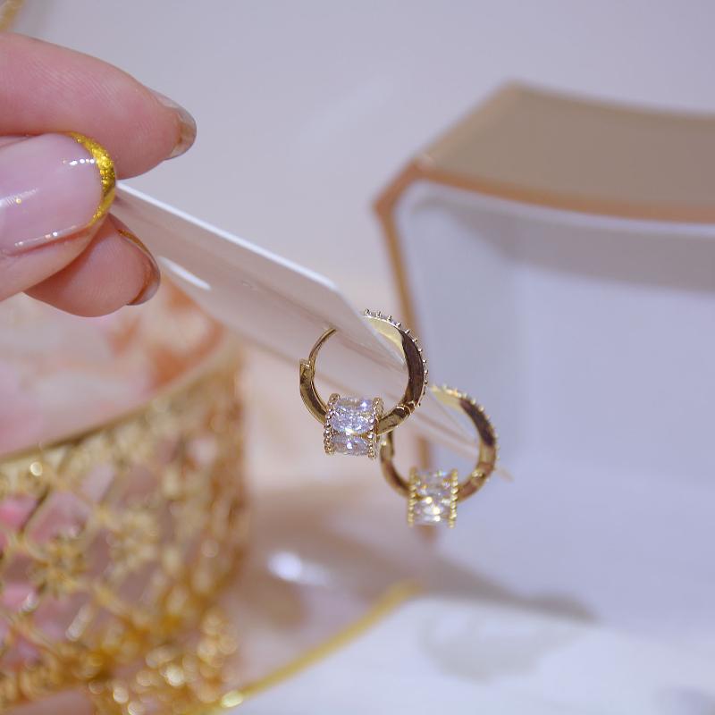 

New design exquisite zircon transfer bead micro-set earrings for women
