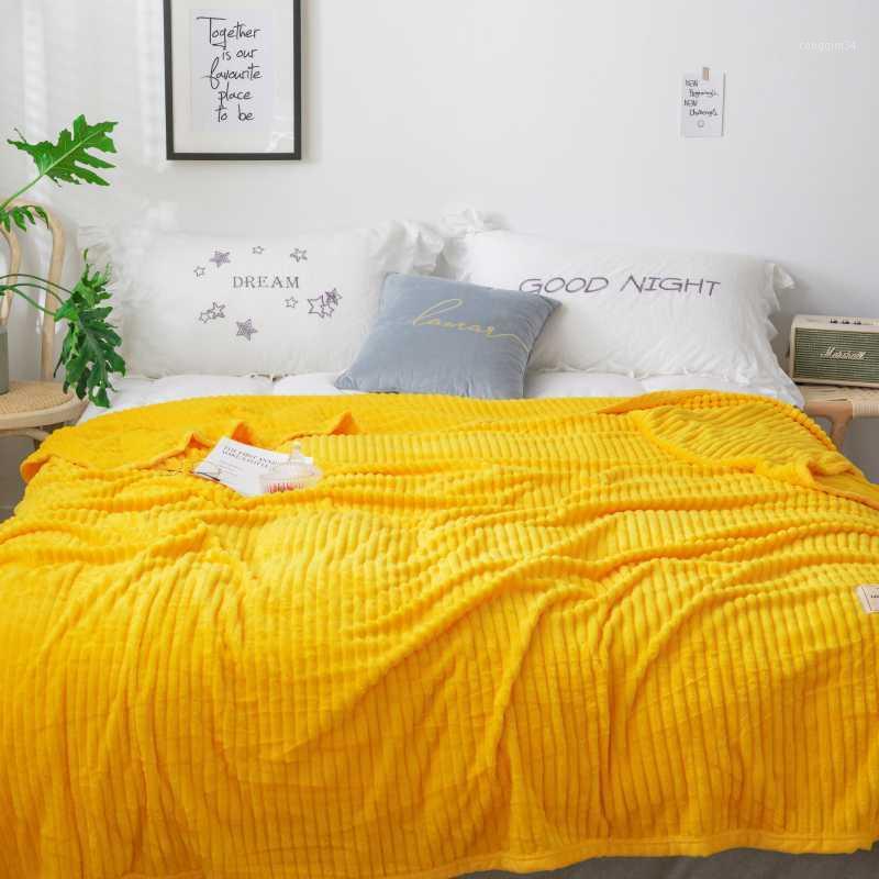 

LREA New warm polar flannel coral fleece fabric blanket for large warm bedspread winter Thicken throw blankets1