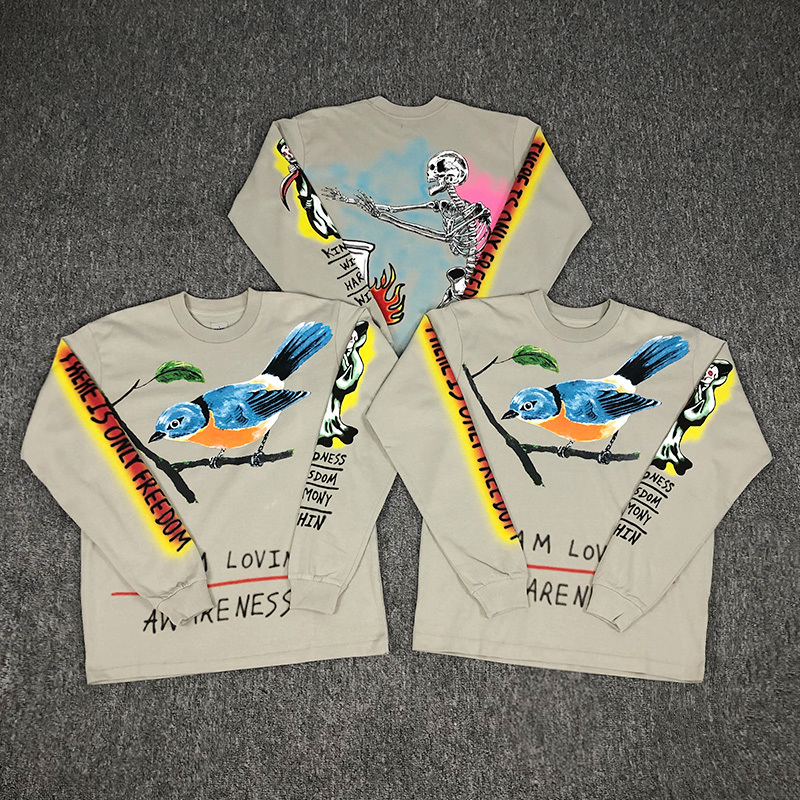 

2021 New Kanye West Kids See Ghosts Graffiti Men T-shirt Top Tee Hip-hop Fashion Casual Magpie Streetwear t Shirt Uxnj