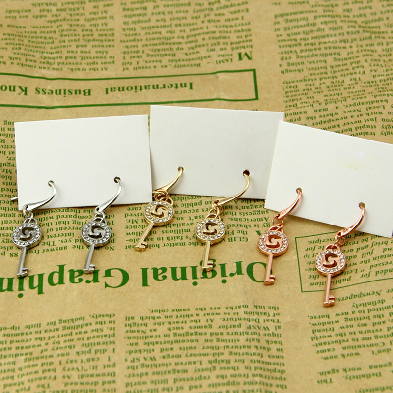 

New York Stylist Earrings Women Pave Key Drop Earring Gold Silver Rose Gold Key Charm Dangles Best Christmas Gift for Girls