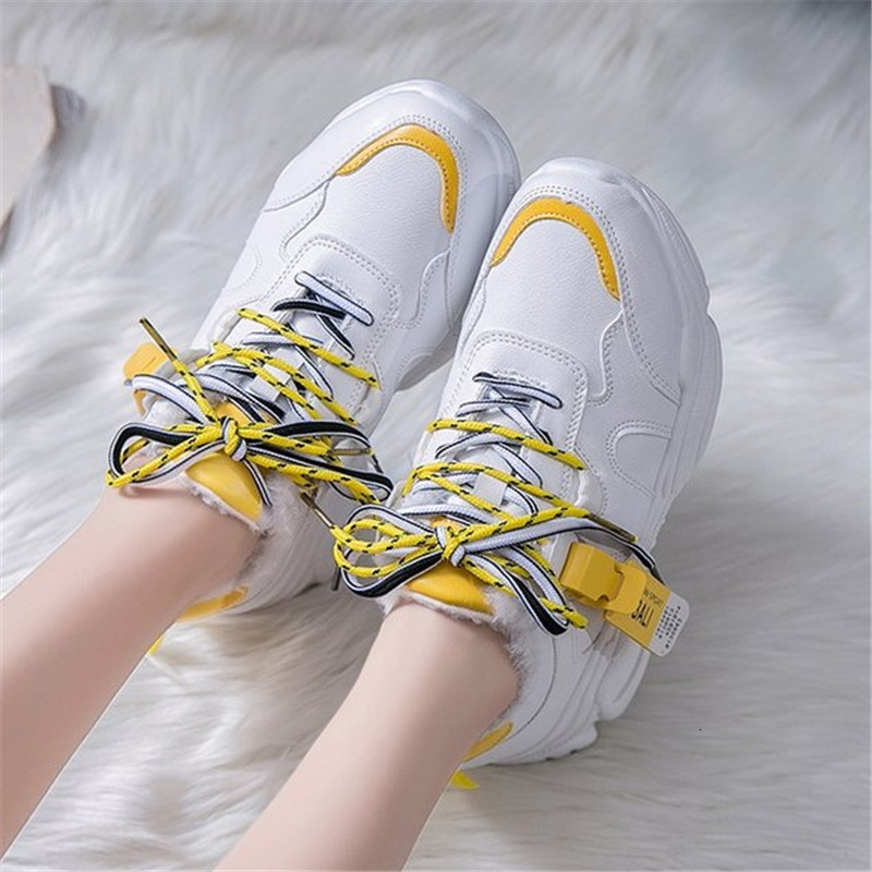 

2021 New Spring Thick Women's Crochet Father Shoes B68O