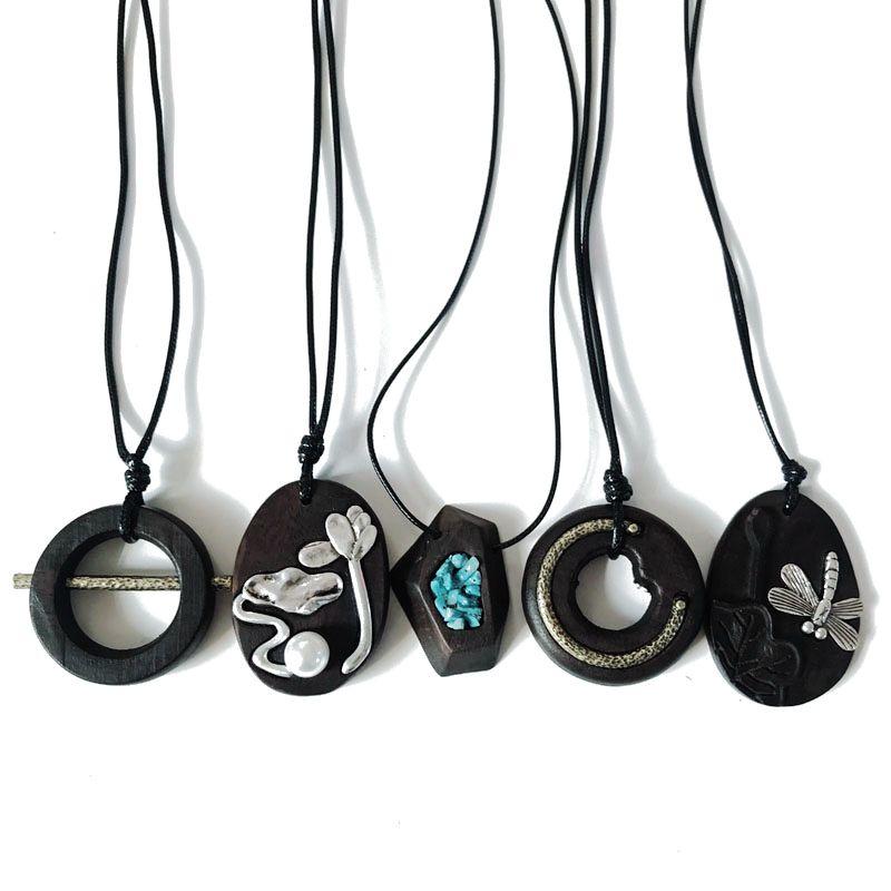 

New Design Vintage Wooden Pendant Black Rope Adjusted Pendant Necklace