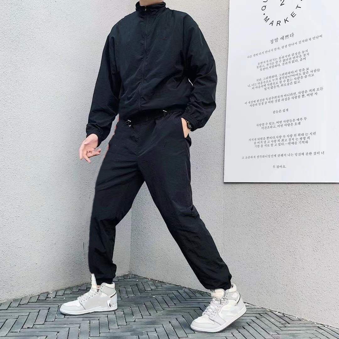 

Luxury Designer Women Tracksuit Men Sweatsuits new pattern classic Velour Pocket Running Casual Man Designers Clothes 2020 Men Outfits, Gray