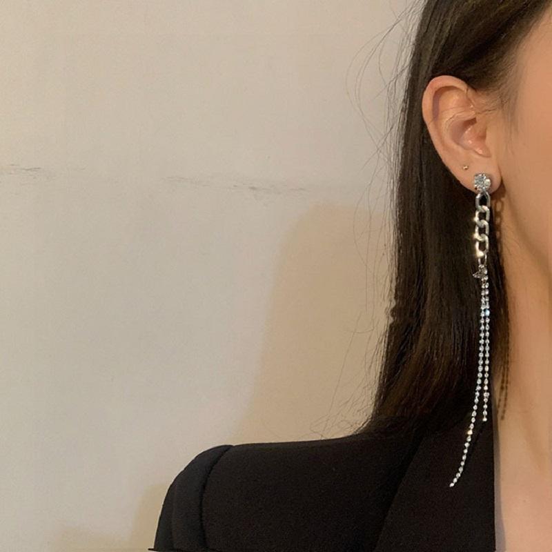 

The New Temperament Flashing Tassel Earrings Needles Long Thin Ear Lines Trendy Wild Women Meta